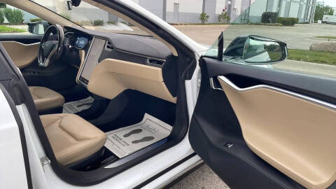 2015 Tesla Model S