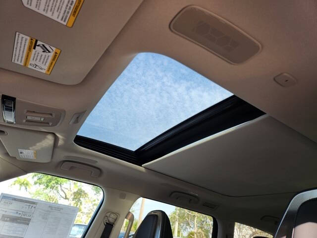 2025 Infiniti QX80 Sensory