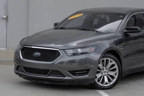 2019 Ford Taurus SHO