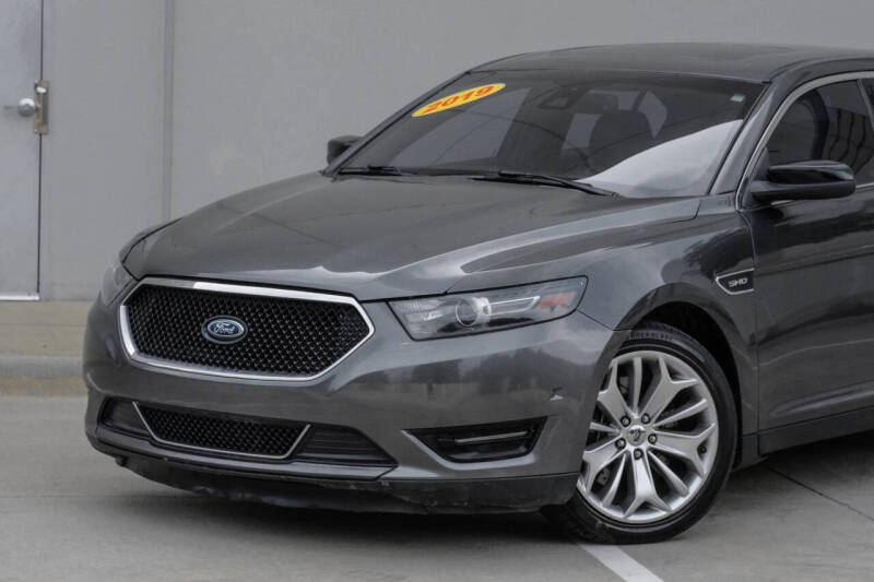 2019 Ford Taurus SHO
