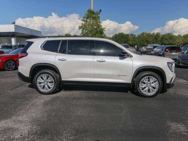 2024 GMC Acadia Elevation