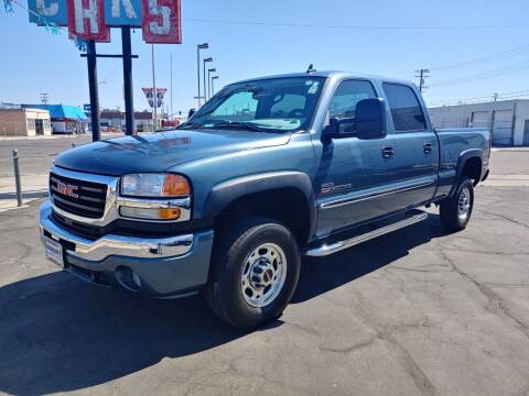 2006 GMC Sierra 2500HD for sale at Faggart Automotive Center in Porterville CA