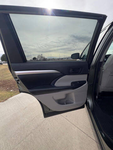 2019 Toyota Highlander LE Plus