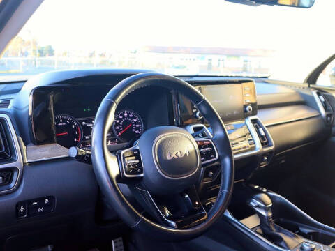 2022 Kia Sorento X-Line EX