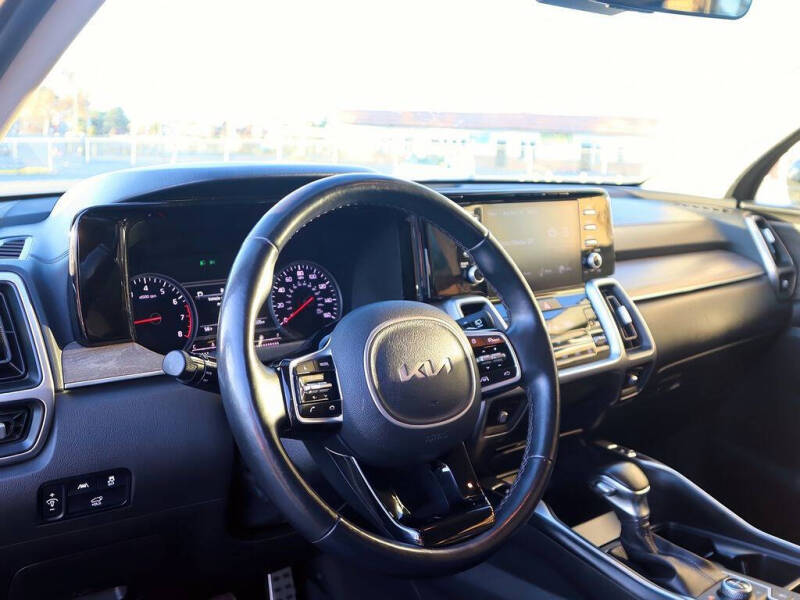 2022 Kia Sorento X-Line EX