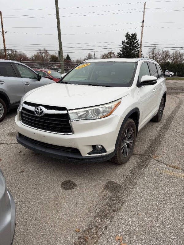 2016 Toyota Highlander XLE's photo