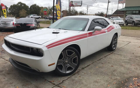 2012 Dodge Challenger for sale at SW AUTO LLC in Lafayette LA