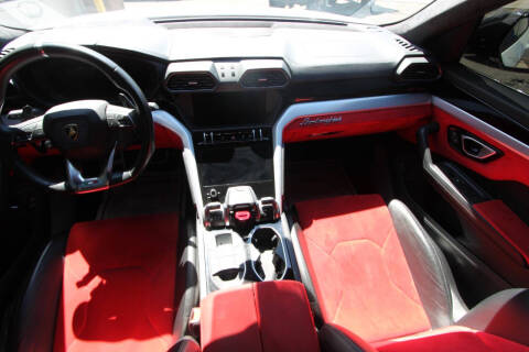 2019 Lamborghini Urus