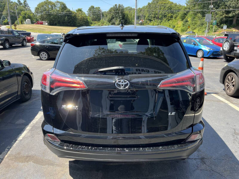2018 Toyota RAV4 LE