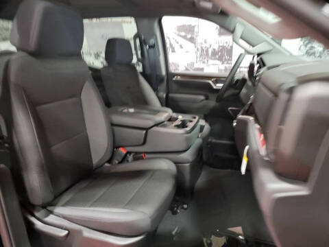 2026 GMC Sierra 1500 Elevation Standard