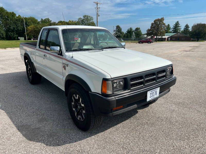 1993 Mazda B2600i