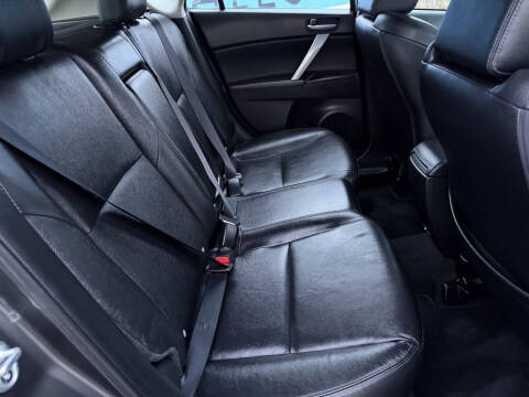 2013 Mazda MAZDA3 i Grand Touring