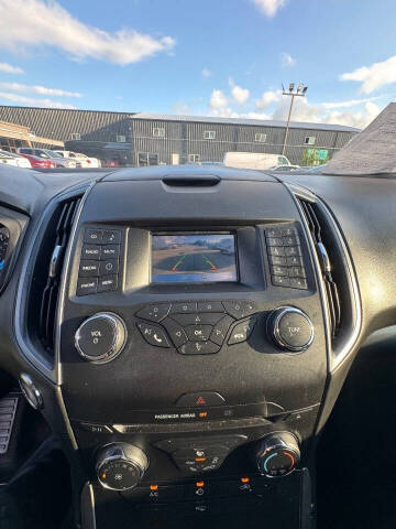 2017 Ford Edge SE