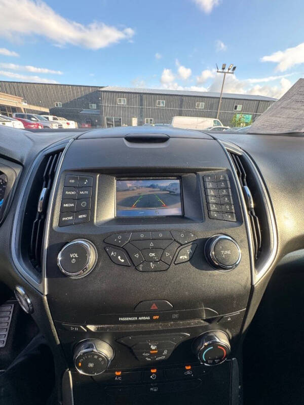 2017 Ford Edge SE