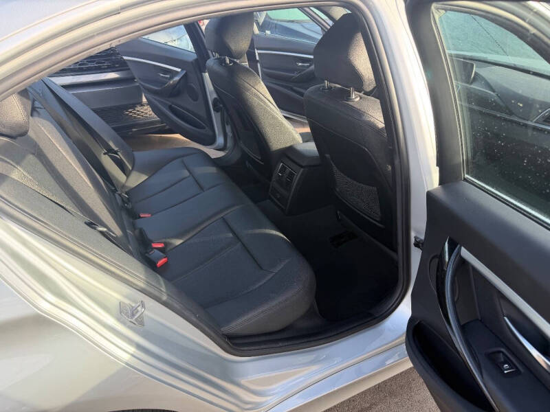 2018 BMW 3 Series 330i