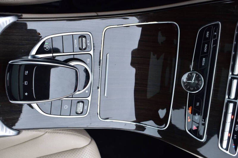 2015 Mercedes-Benz C-Class C 300