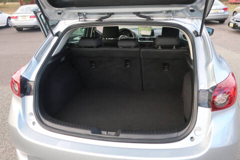 2018 Mazda MAZDA3 Sport