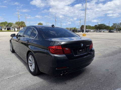 2015 BMW 5 Series 528i