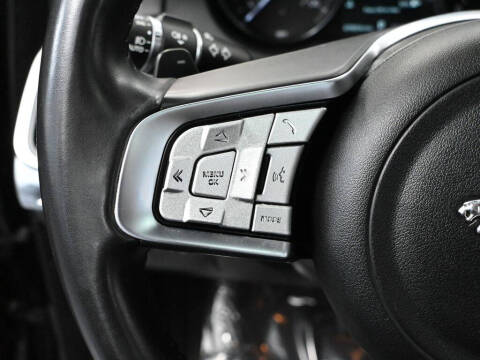 2020 Jaguar E-PACE P250 SE