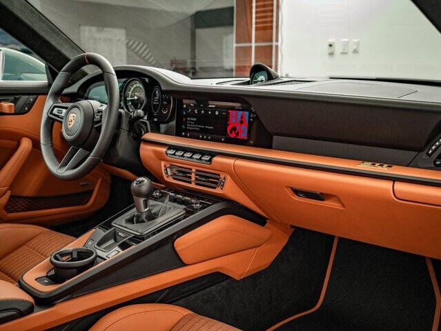 2024 Porsche 911 S/T