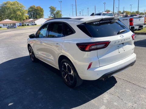 2023 Ford Escape ST-Line Elite