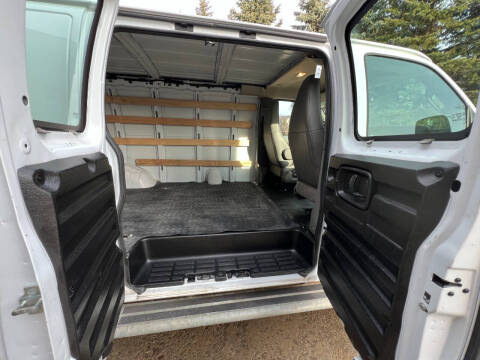 2024 GMC Savana 2500