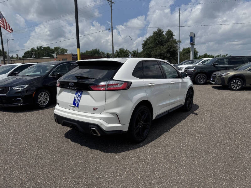 2022 Ford Edge ST