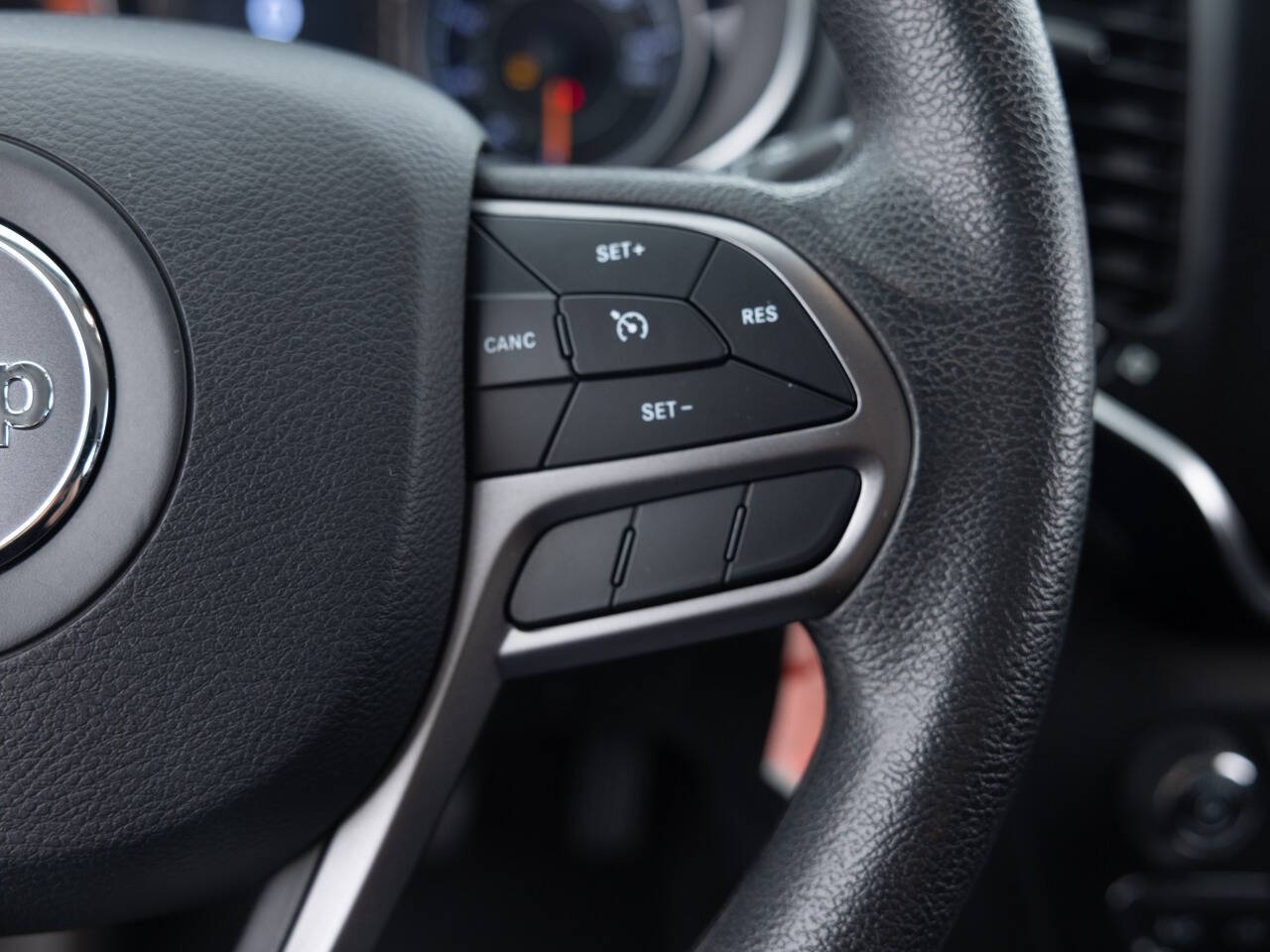 Used Car 2020 Jeep Cherokee  Latitude 4x4 4dr Suv For Sale Under $20,000 In Coal City, Illinois