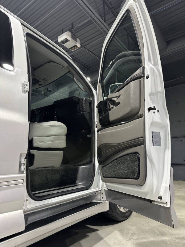 2017 Chevrolet Express 2500