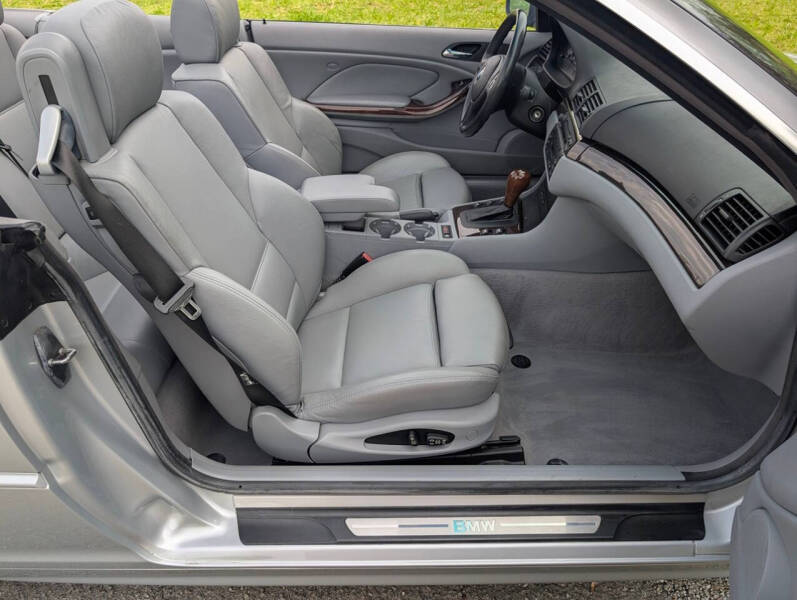 2002 BMW 3 Series 325Ci