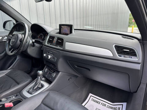 2017 Audi Q3 2.0T Premium