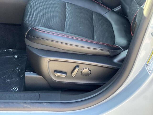 2026 Ford Escape Hybrid ST-Line Select