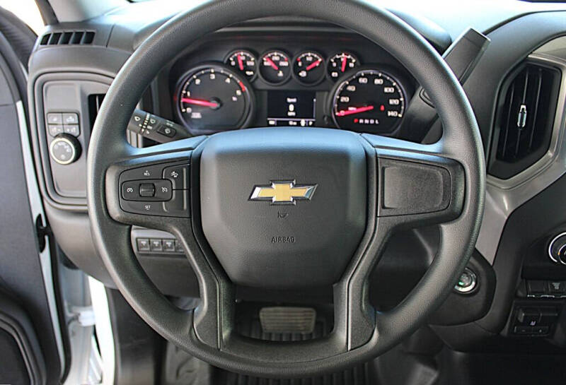 2025 Chevrolet Silverado 3500HD CC