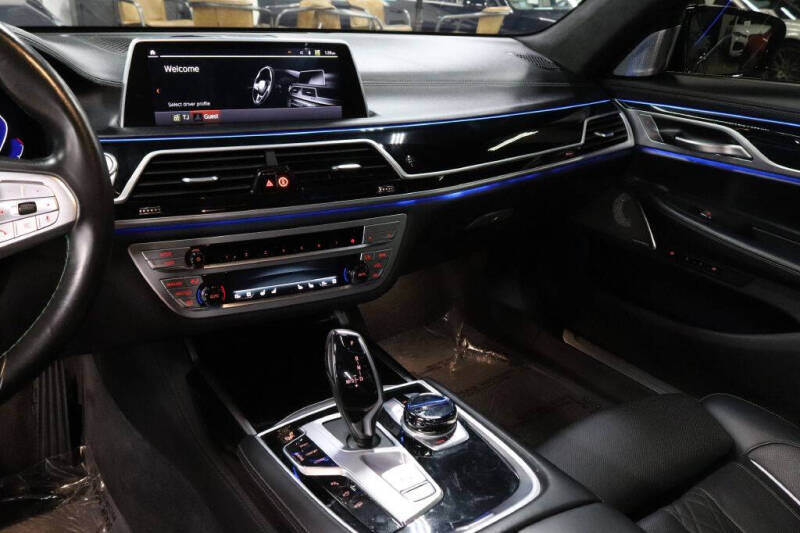 2022 BMW 7 Series ALPINA B7 xDrive