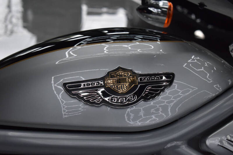 2003 Harley-Davidson V-Rod