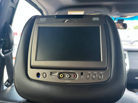 2011 Ford Expedition EL XLT