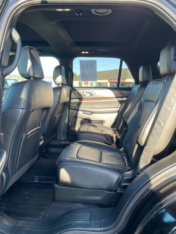 2018 Ford Explorer Platinum