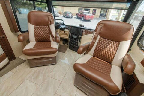 2016 American Coach Revolution 39A