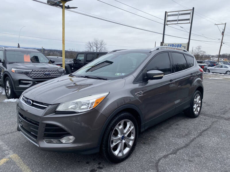 2014 Ford Escape Titanium's photo