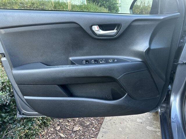 2019 Kia Rio 5-Door S