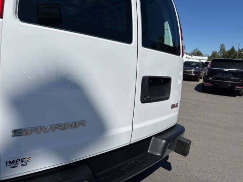2023 GMC Savana 2500
