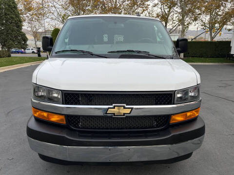 2024 Chevrolet Express 2500
