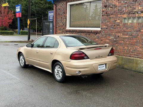 2004 Pontiac Grand Am SE1