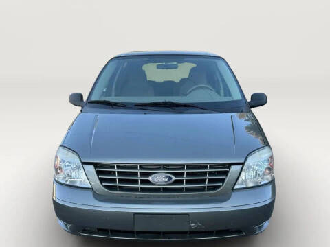 2004 Ford Freestar SE