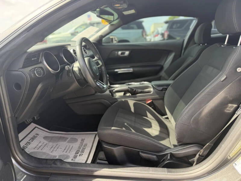 2019 Ford Mustang