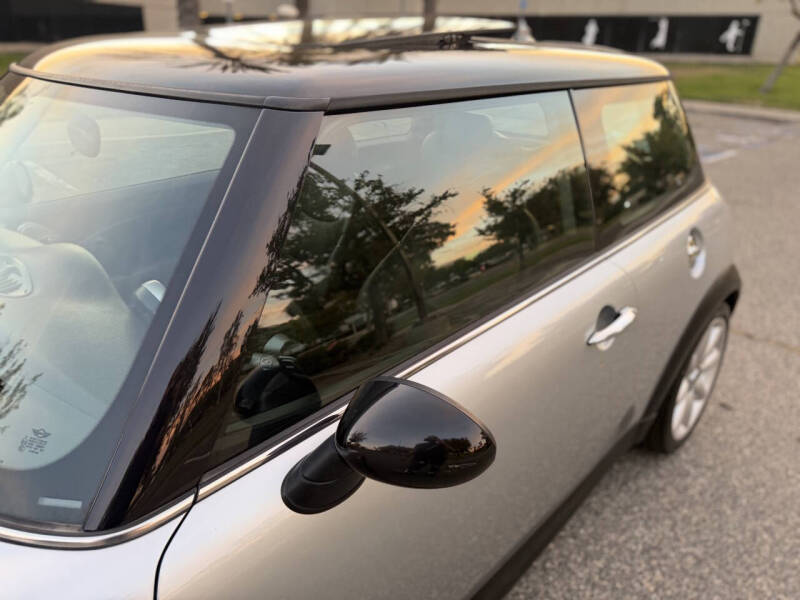 2004 MINI Cooper S