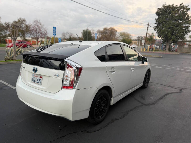 2013 Toyota Prius Two