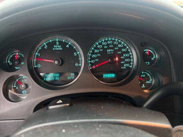 2011 Chevrolet Avalanche LS