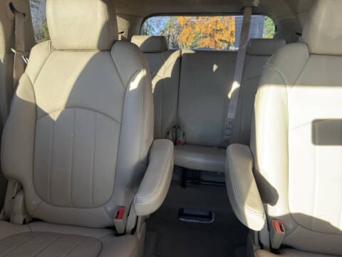 2011 Buick Enclave CXL-2