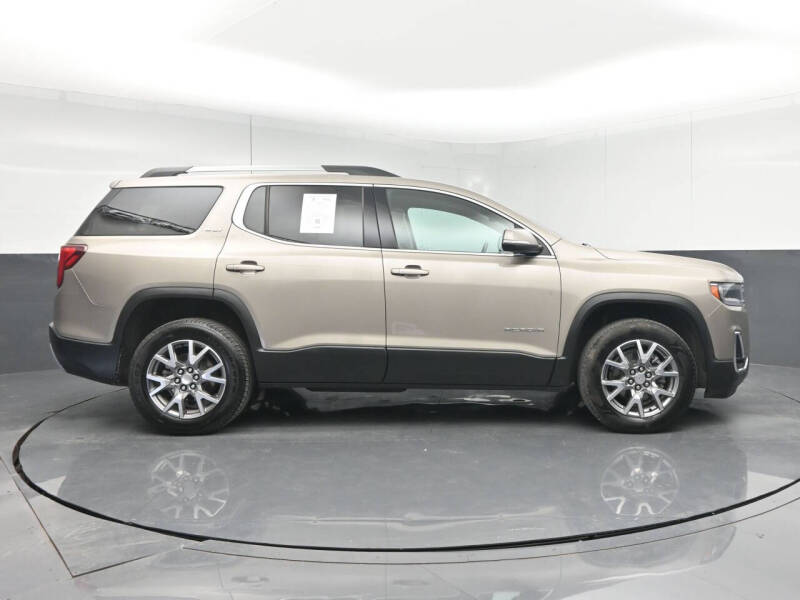2022 GMC Acadia SLT